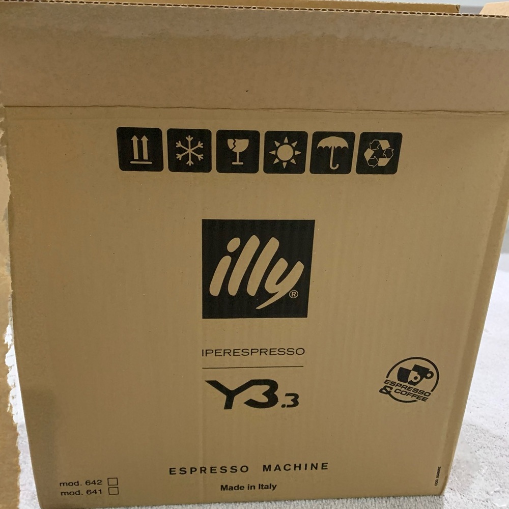 illy Y3.3 IPERESPRESSO MACHINE - WHITE